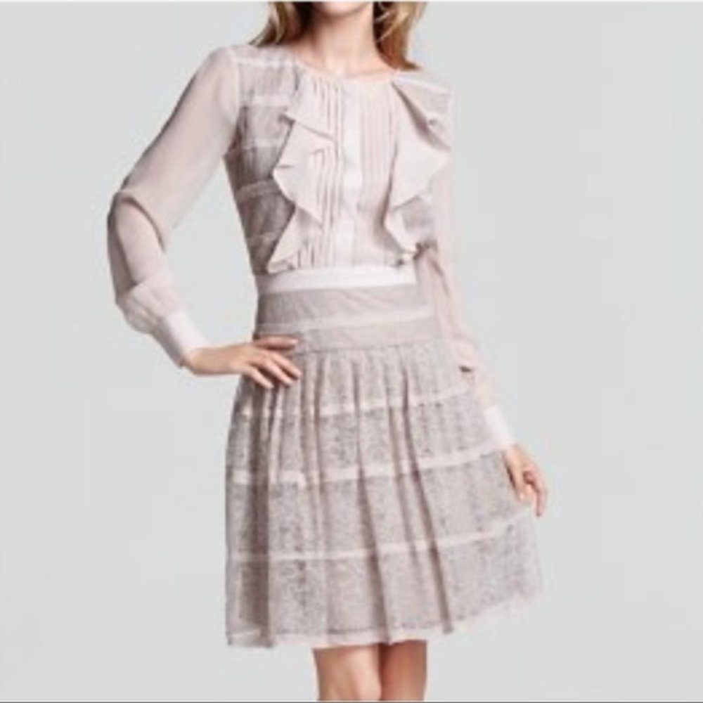 NWT $348 BCBG MaxAzria Womens Size 8 Kadee Long Sleeve Lace Dress in Rose Mist